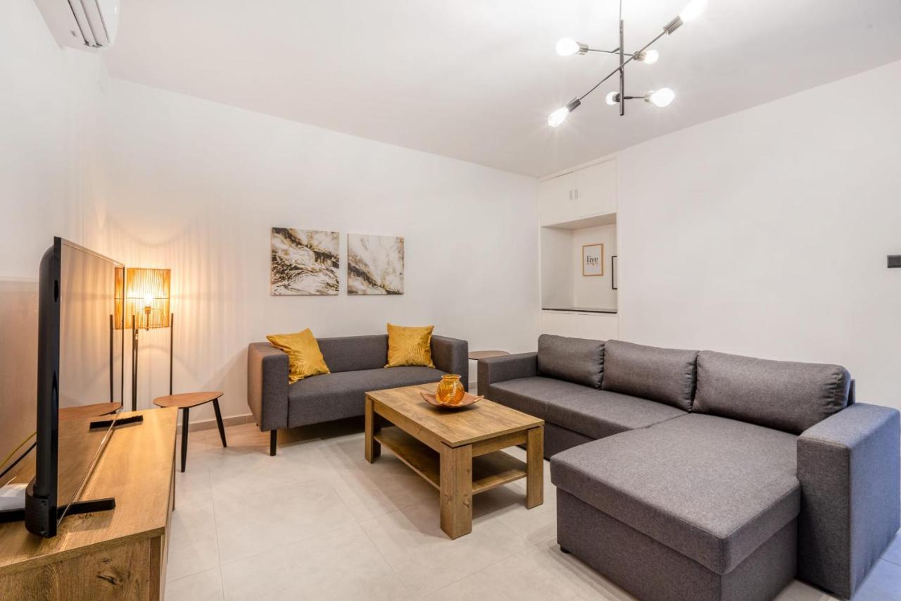 Pool Apartment Is-Swieqi Exterior photo